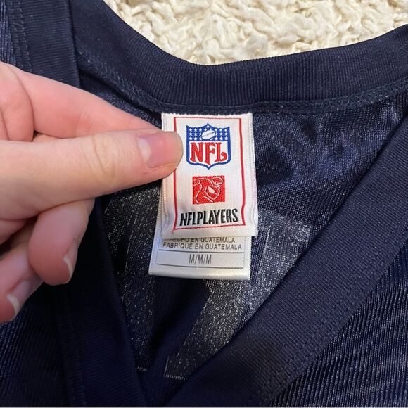 MENS NFL Patriots #12 Brady Football Jersey size medium - Picture 2 of 3